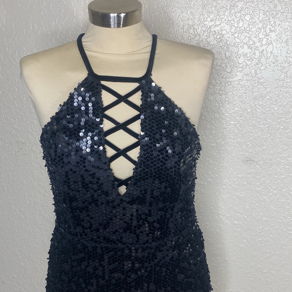 Dear moon beautiful sequins halter dress